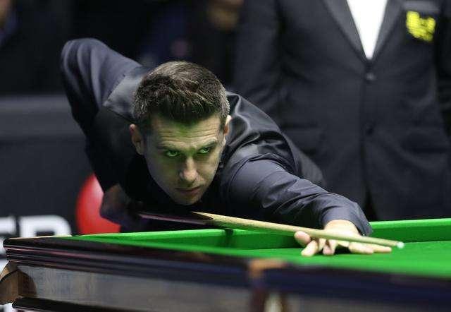 赛场上重新 赛场上重新