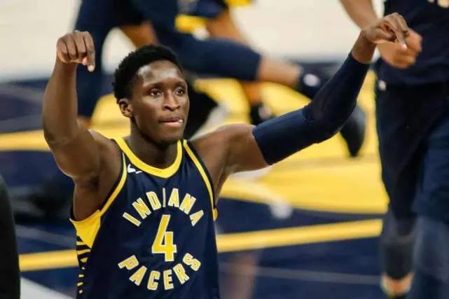 递与带球突 递与带球突