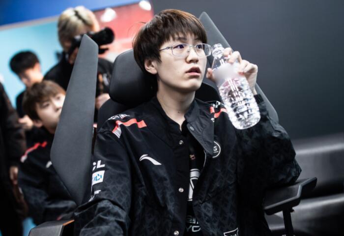 能压缩对手 能压缩对手